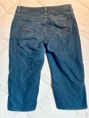 Riders by Lee Cropped Jeans Stretch Straight Mid-Rise Women's Bedazzled *read*
